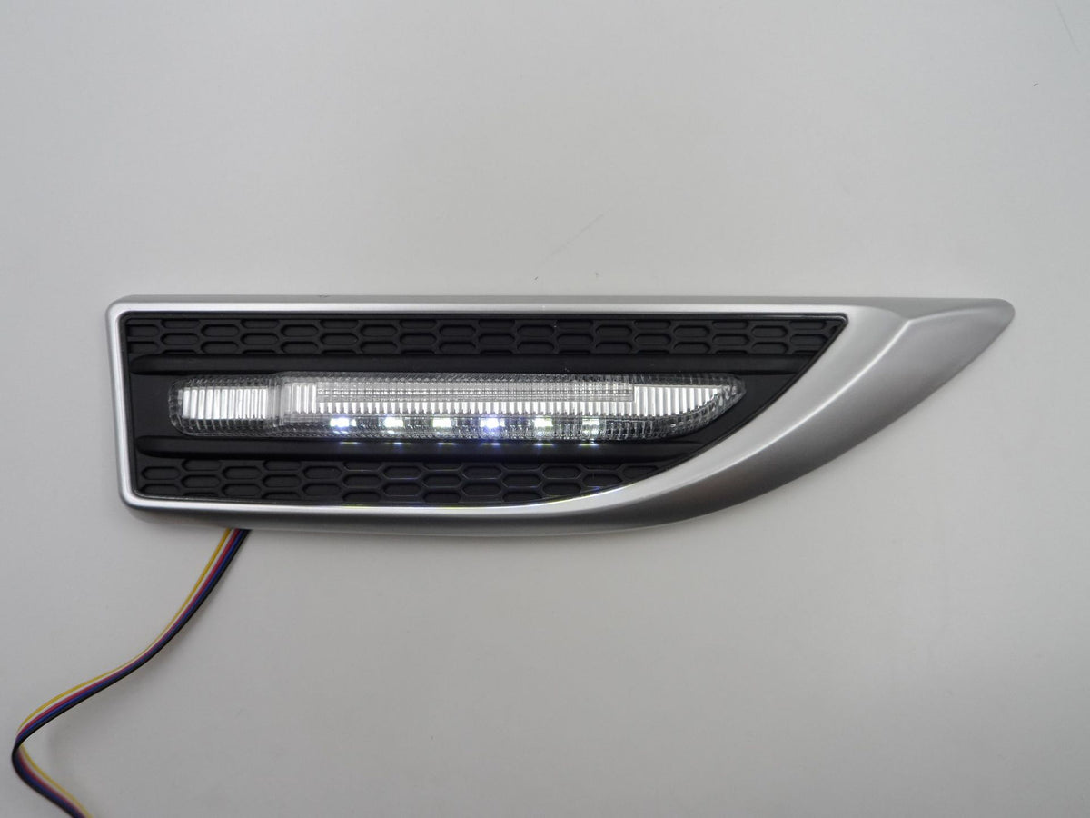 مصباح جانبي للسيارة، مصباح قيادة LED