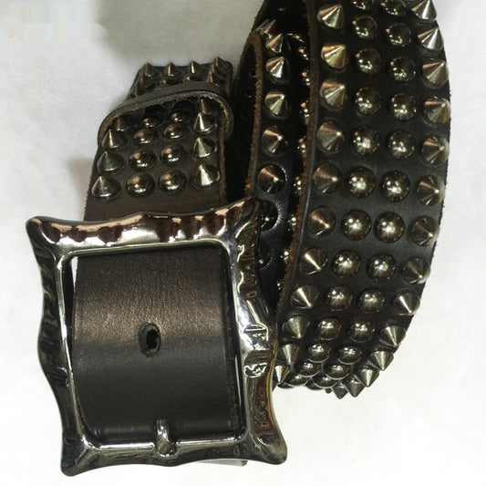 Unisex Day-Clasp Pointed Rivet Belt Made From Full-Grain Cowhide Leather