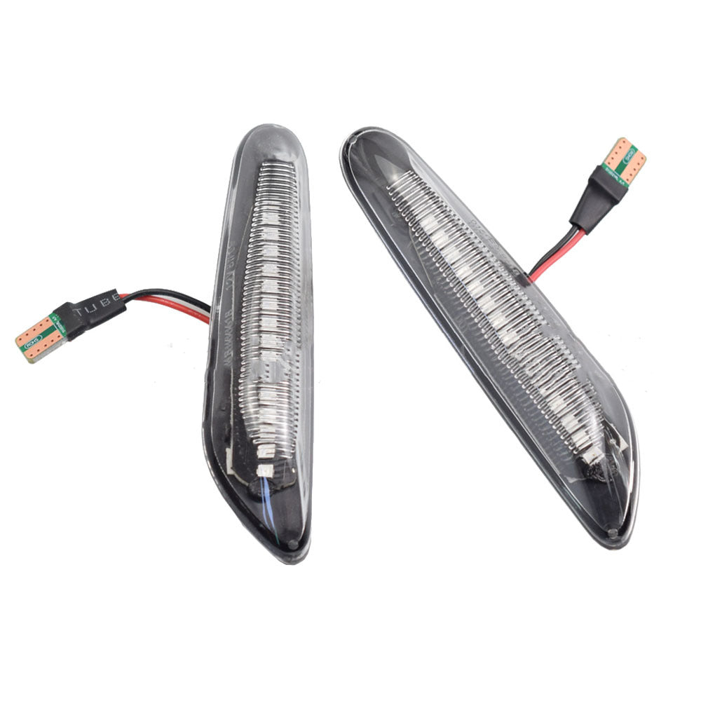 مصابيح جانبية للسيارة بتقنية LED سوداء