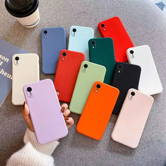 iPhone XR X XS Max के लिए लिक्विड सिलिकॉन फोन केस, मैट बेसिक कवर (काकस)