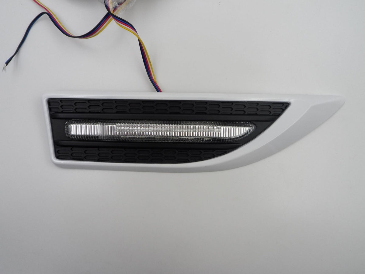 مصباح جانبي للسيارة، مصباح قيادة LED